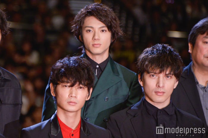 綾野剛、山田裕貴、城田優(C)モデルプレス