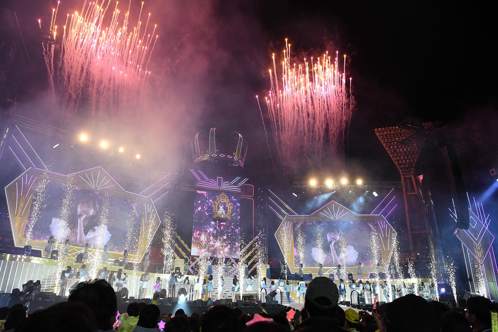 「指原莉乃卒業コンサート～さよなら、指原莉乃～」（C）AKS