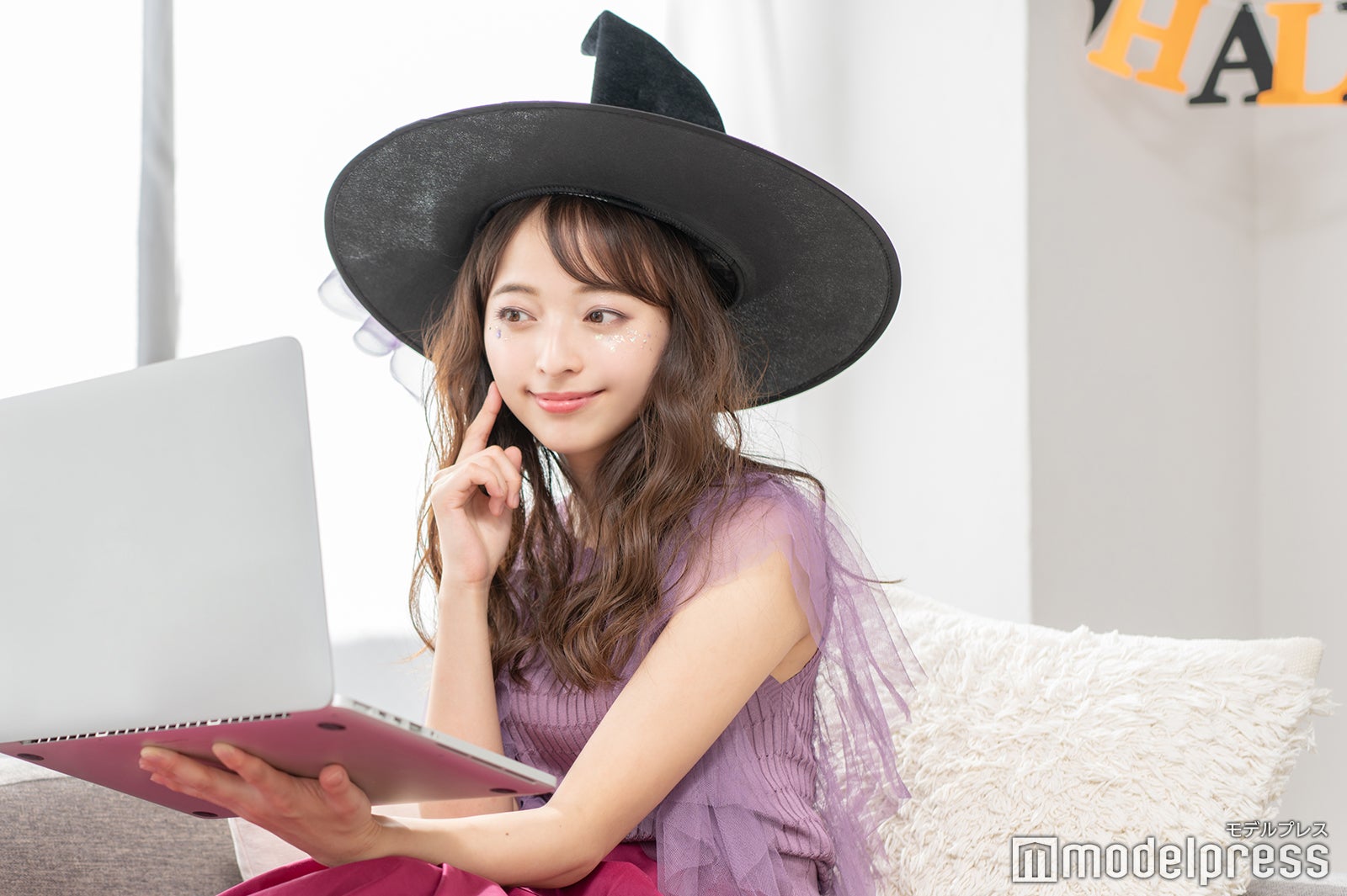 （C）モデルプレス