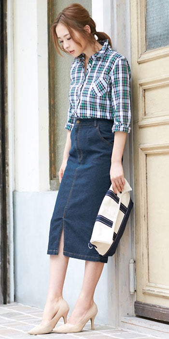 デニムロングタイトスカート「Pierrot」2,759円（税込）／画像提供：Pierrot