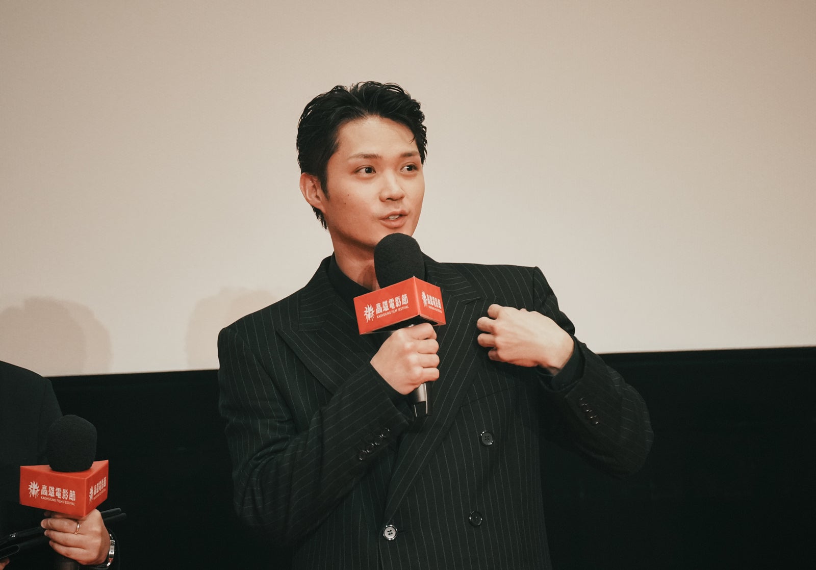 磯村勇斗（C）2026「mentor」製作委員会