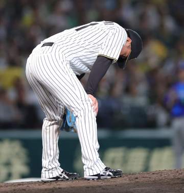 阪神 先発・村上は6回2失点で降板