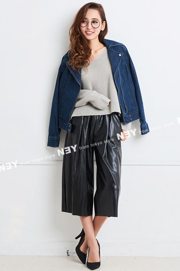 フェイクレザー・ガウチョパンツ「Luz Llena」2,970円(税込)/画像提供:Luz Llena