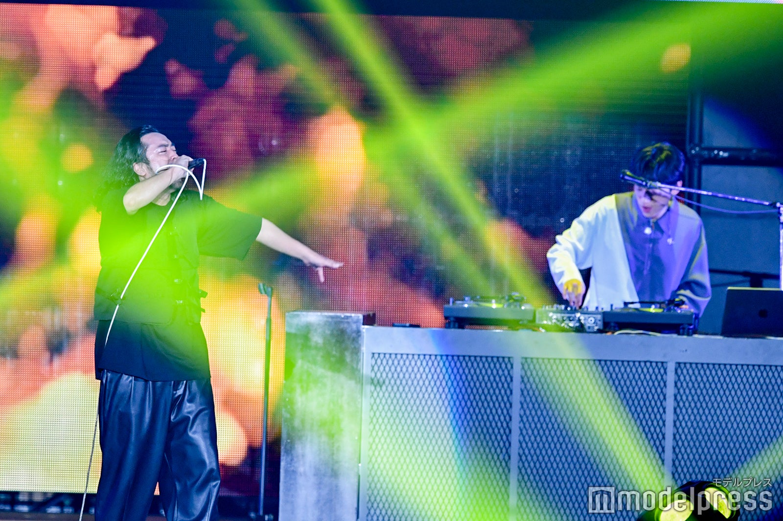 Creepy Nuts（C）モデルプレス