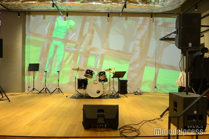 横浜駅東口POST STREET（C）ビューティーガール