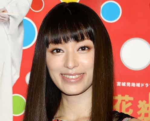 栗山千明は「クールビューティーの象徴」絶賛受ける