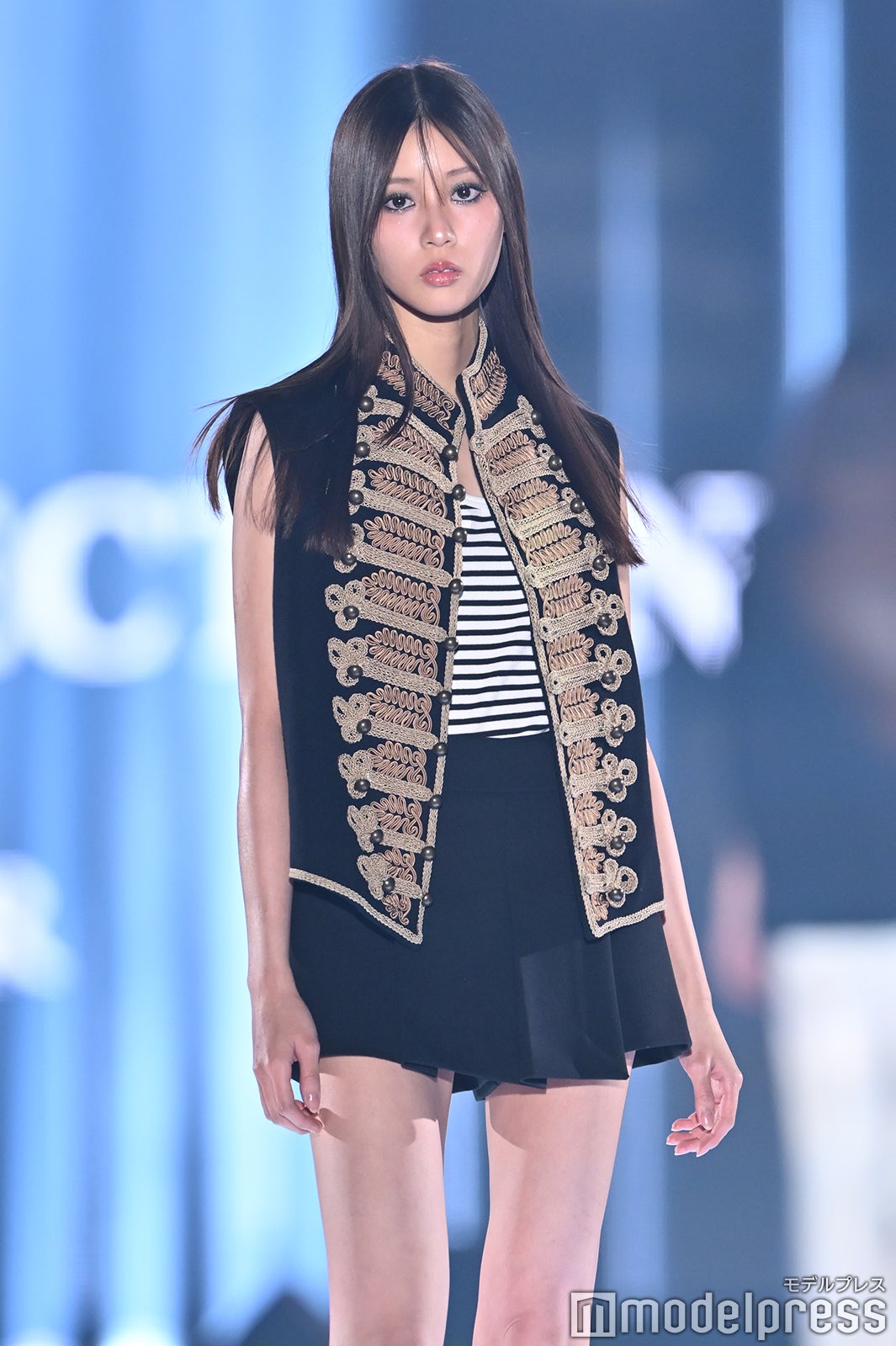 （C）モデルプレス