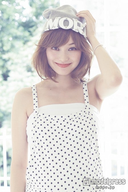 蛯原英里／「saita」9月号より（画像提供：セブン＆アイ出版）