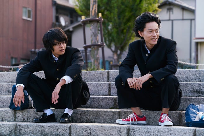 池松壮亮、菅田将暉(C)2016映画「セトウツミ」製作委員会