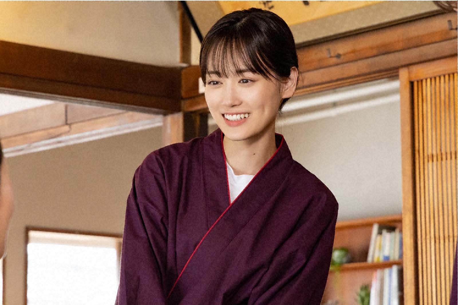 山下美月「さらば、佳き日」第6話より（C）「さらば、佳き日」製作委員会