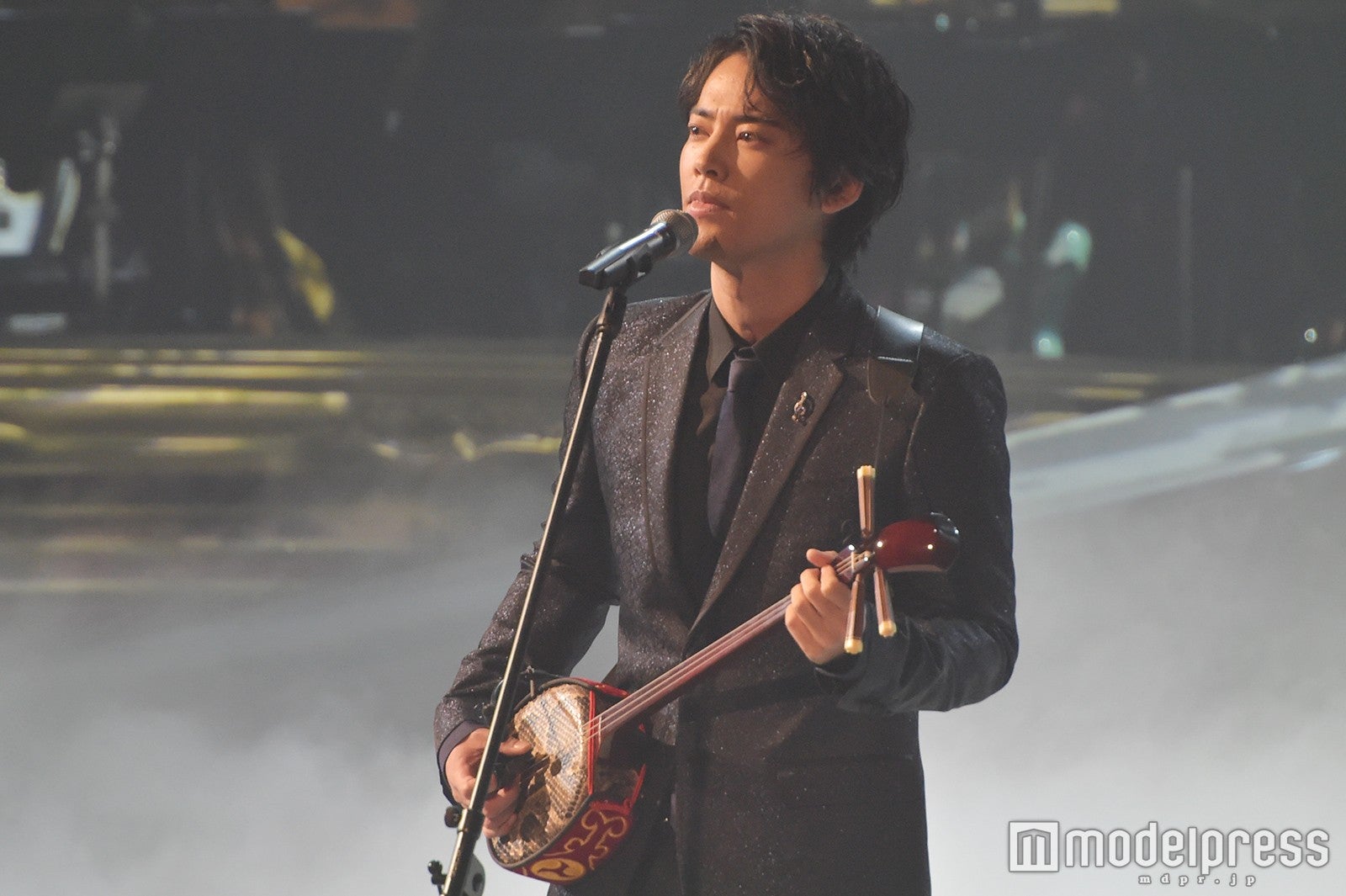 桐谷健太 海の声 熱唱 初の大舞台に緊張隠せず レコ大 モデルプレス