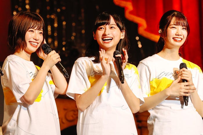 東村芽依、影山優佳、高本彩花(提供写真)