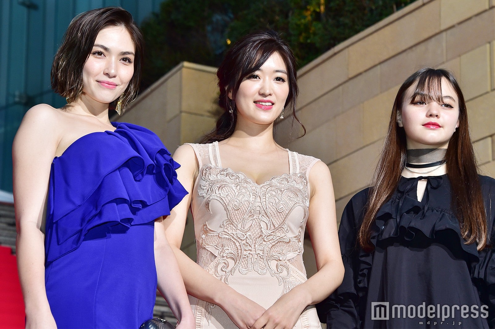 長嶺シャノン、葉加瀬マイ、藤田エミリ （C）モデルプレス