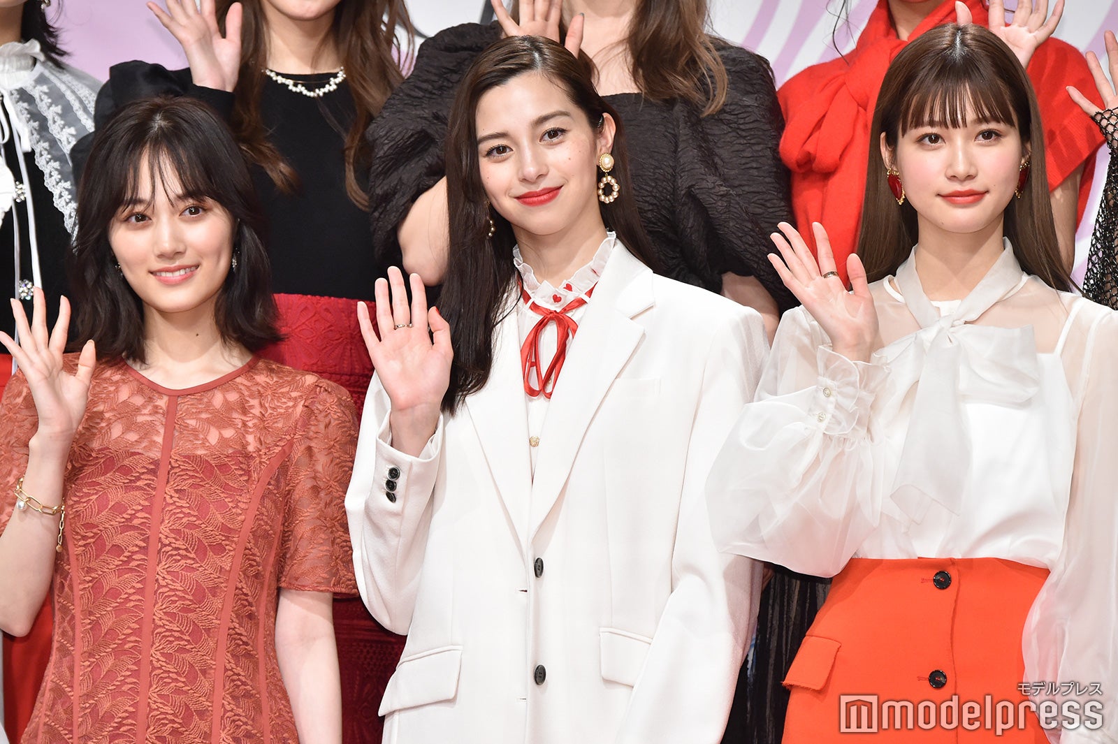 山下美月、中条あやみ、生見愛瑠（C）モデルプレス