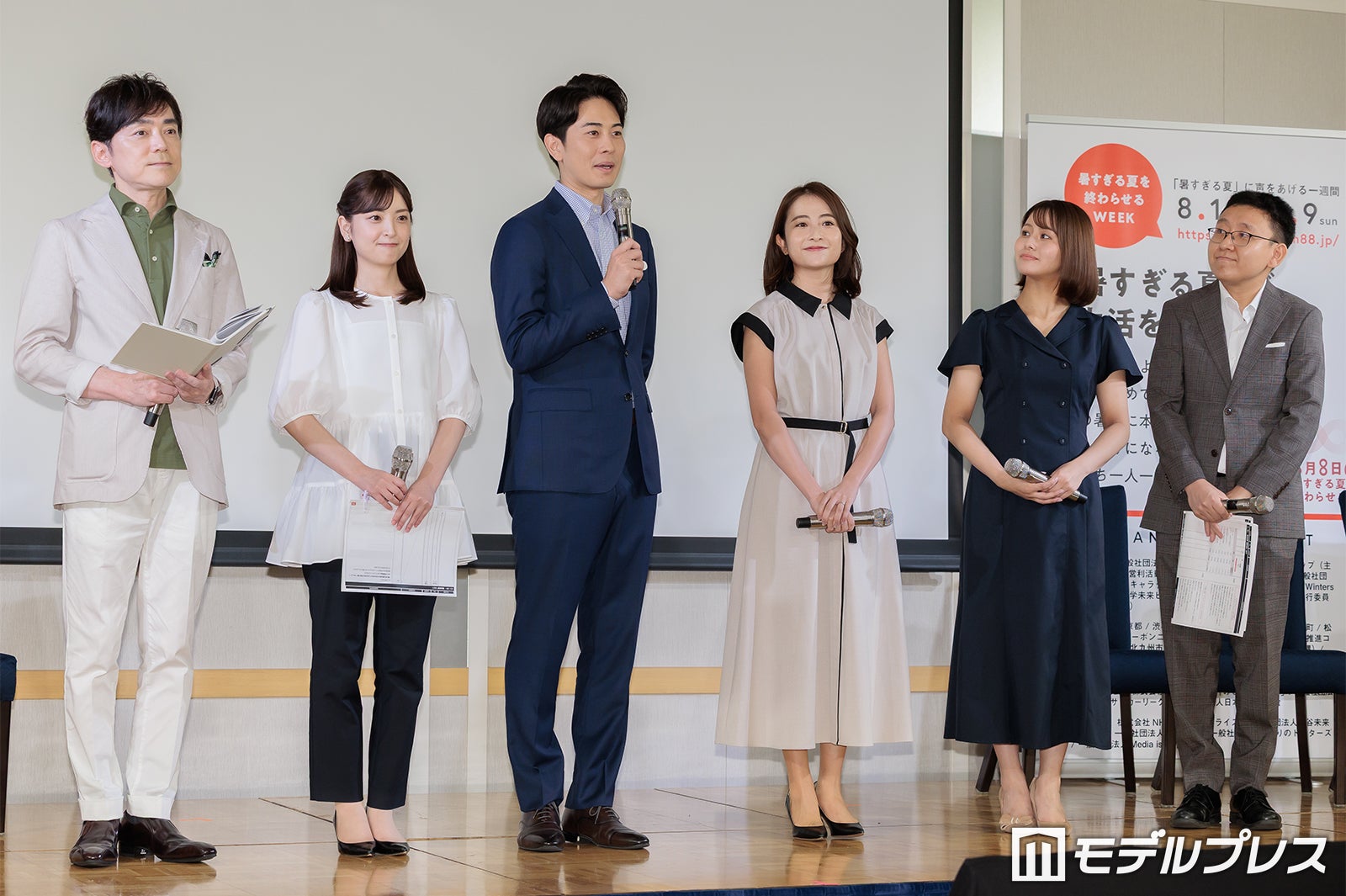 高瀬耕造アナ、瀧口麻衣アナ、佐々木快アナ、日比麻音子アナ、藤井由依アナ、上垣皓太朗アナ（C）モデルプレス