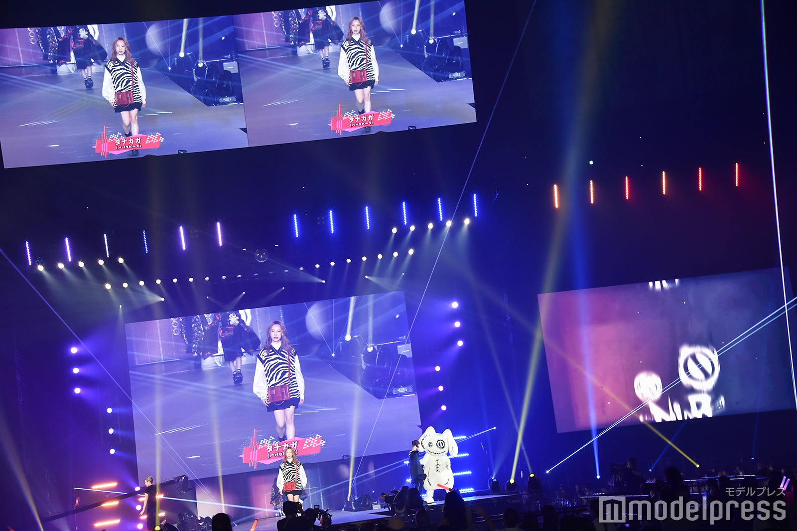 ステージの様子（C）モデルプレス