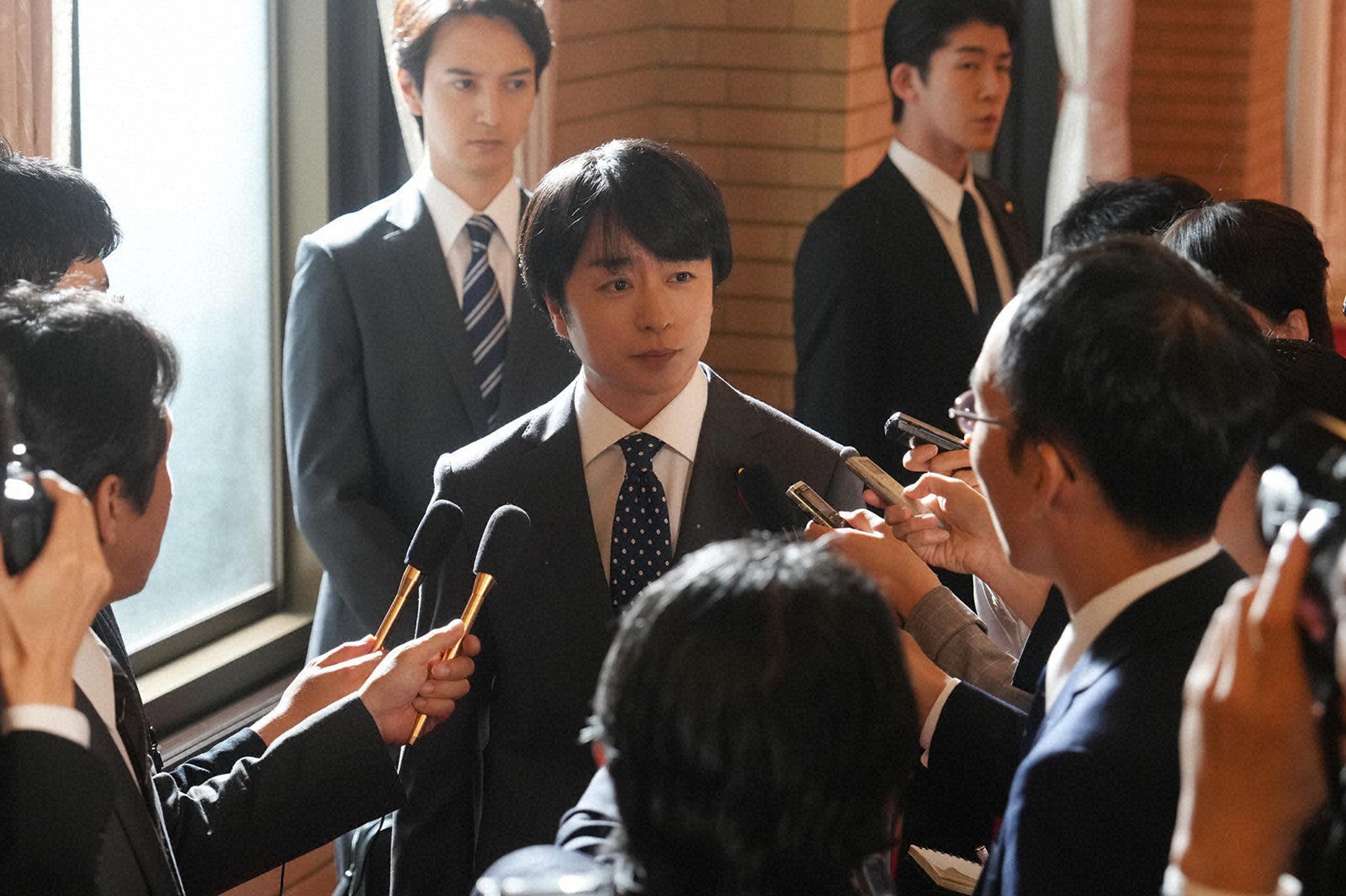 櫻井翔「笑うマトリョーシカ」第4話より（C）TBS