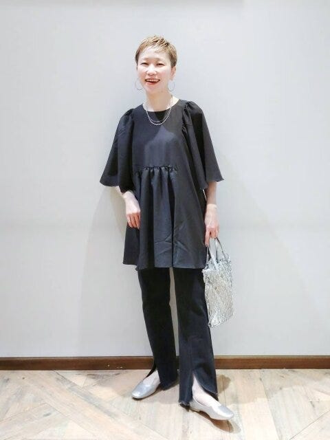 黒トップス 着やせ グローバルワーク 黒トップス 体型カバー グローバルワーク