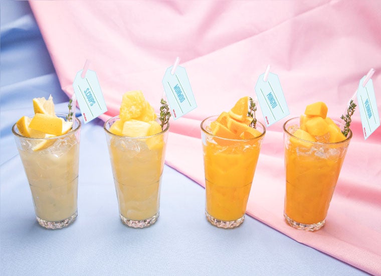 フルーツジュース on theフルーツ各920円（S.COUPS・グレープフルーツ/WONWOO・パイン/MINGYU・オレンジ/VERNON・マンゴー）／画像提供：レッグス