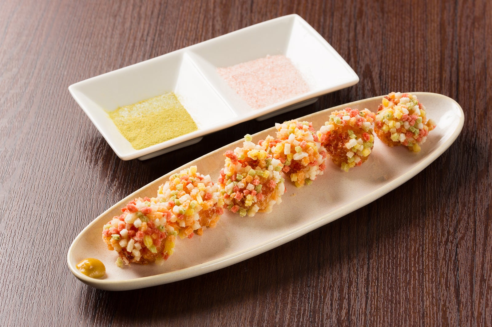 ぶぶあられコロッケ／画像提供：GINZA RAKUGAKI Cafe＆Bar by Pentel