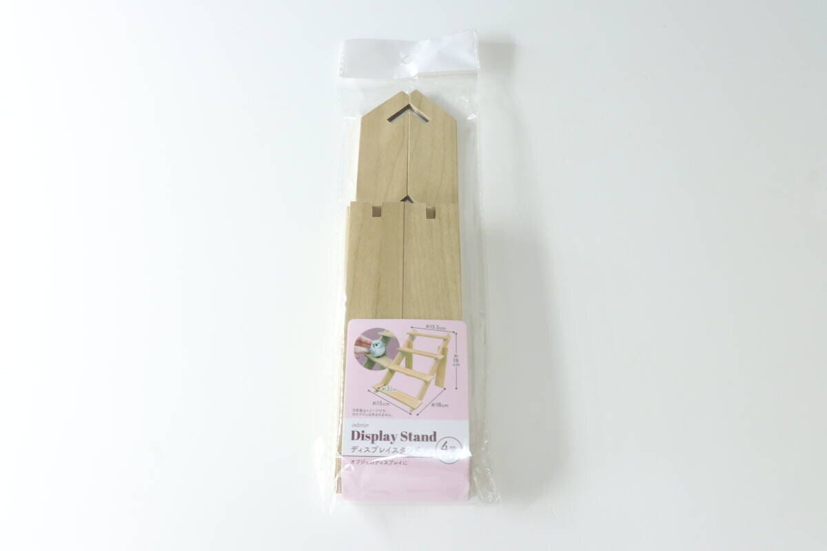 セリア　ディスプレイスタンド