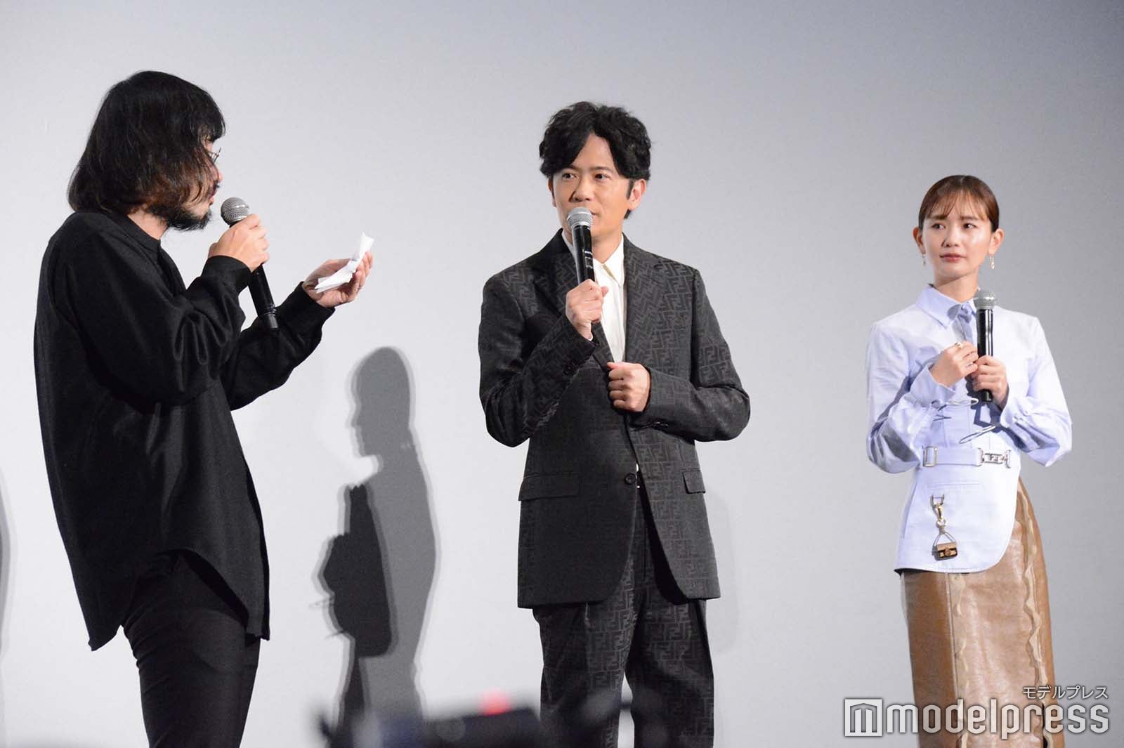 今泉力哉監督、稲垣吾郎、中村ゆり（C）モデルプレス
