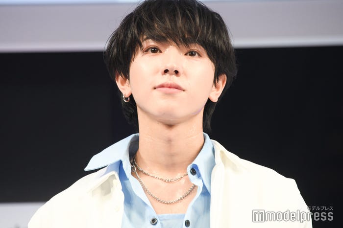 オズワルドから「可愛い」と言われる池田優斗(C)モデルプレス