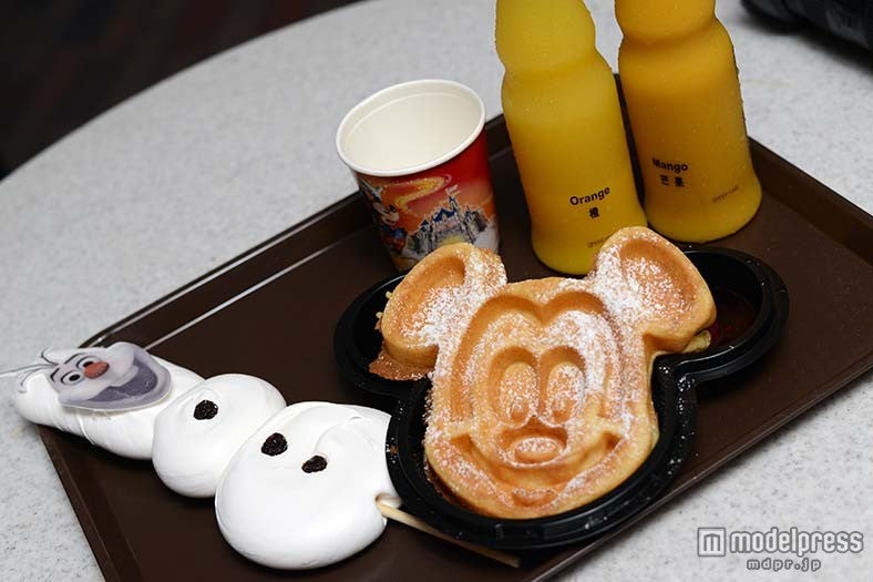 オレンジ、マンゴーなどフルーツジュースの種類が豊富