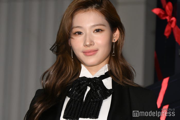 サナ(C)モデルプレス