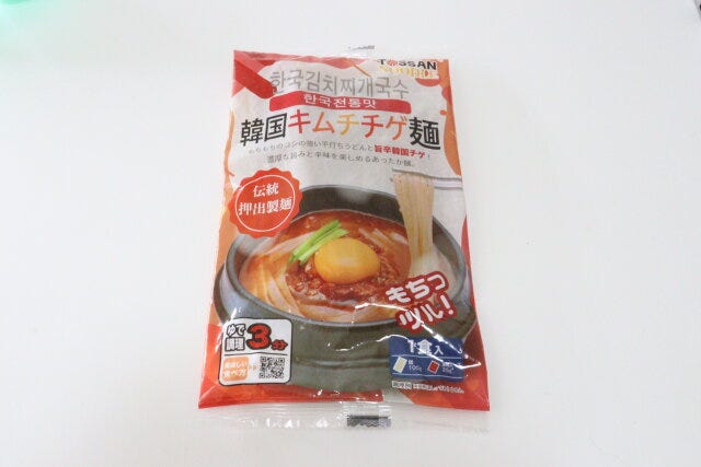 ダイソー 韓国キムチチゲ麺 ダイソーの韓国キムチチゲ麺のパッケージ