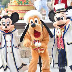 ミニーマウス、プルート、ミッキーマウス／「イッツ・クリスマスタイム！」（C）モデルプレス（C）Disney
