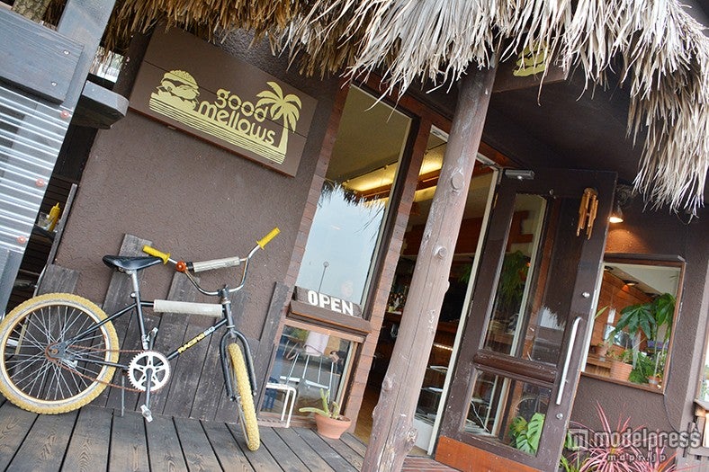 リゾート感たっぷりの店舗外観