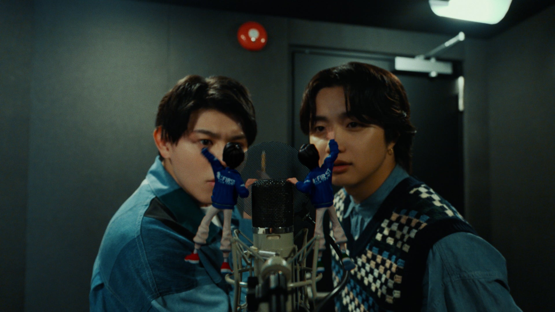 新WEBムービー「サン生と楽曲作ったよ」篇より（提供写真）