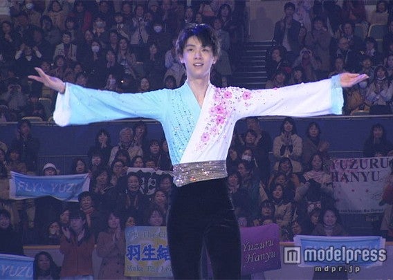 演技を披露する羽生結弦選手／画像提供：関西テレビ
