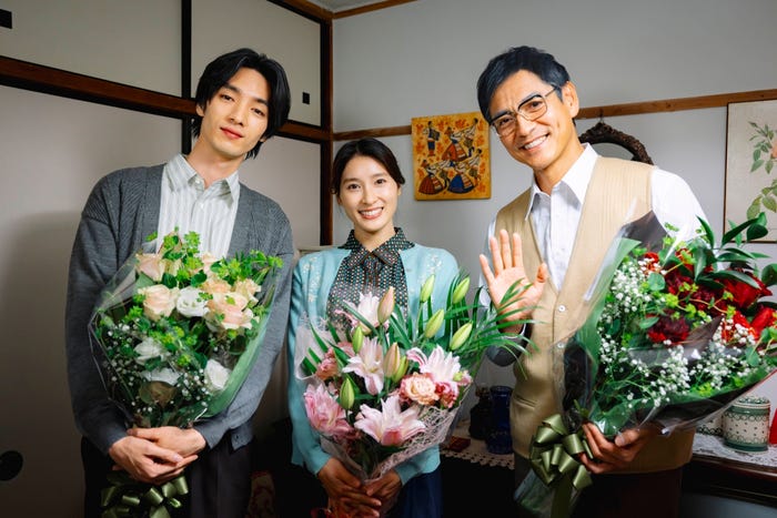 清水尋也、土屋太鳳、沢村一樹(C)TBS