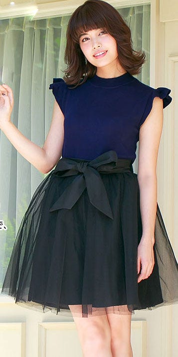 コンパクトフリルノースリーブニットプルオーバートップス「神戸レタス」1990円(税込)/画像提供:神戸レタス