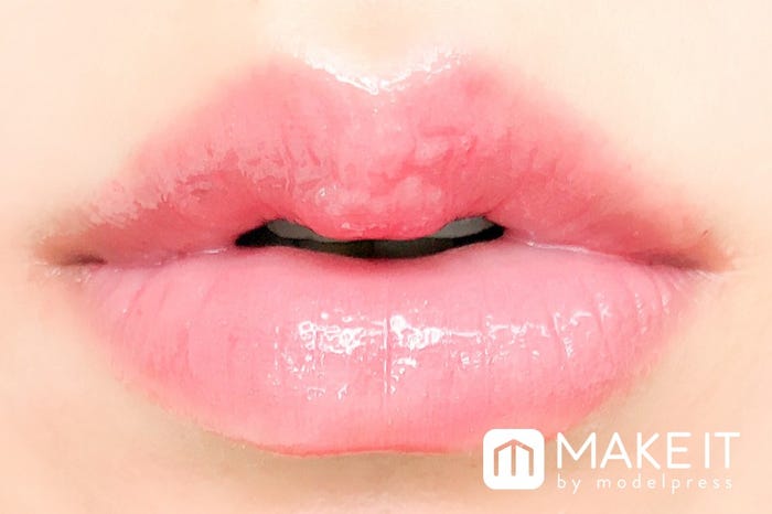 【オペラ】「シアーリップカラー N」“204 ピュアコーラル N”使用 (C)メイクイット