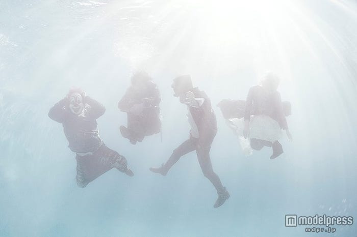 SEKAI NO OWARI