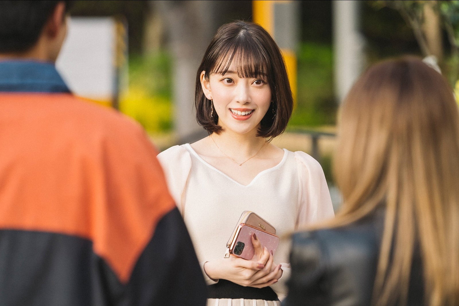 中田圭祐、堀未央奈、希代彩（C）セモトちか／MIXER／集英社（C）「サレタガワのブルー」製作委員会・MBS