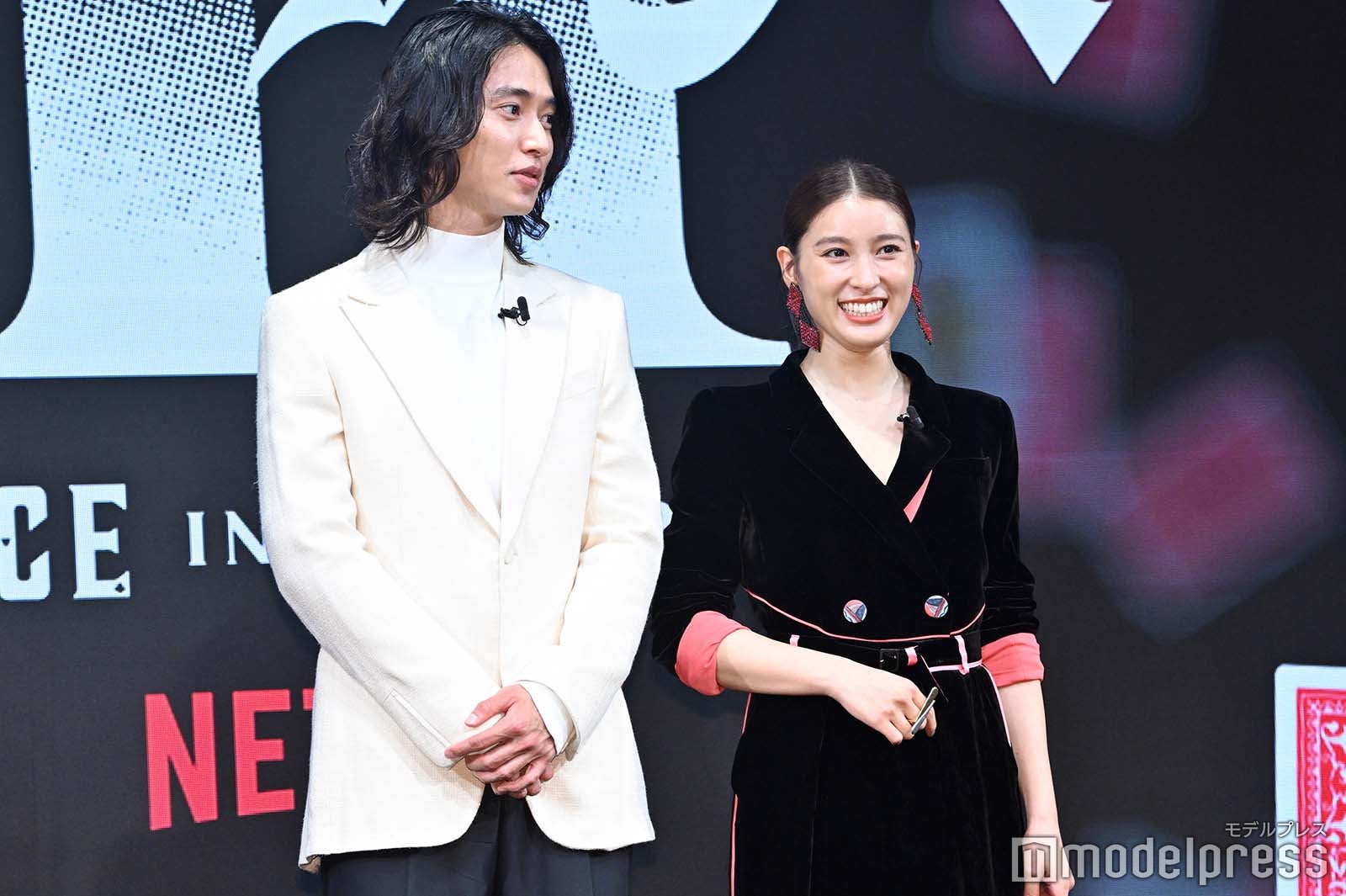 山崎賢人、土屋太鳳 （C）モデルプレス