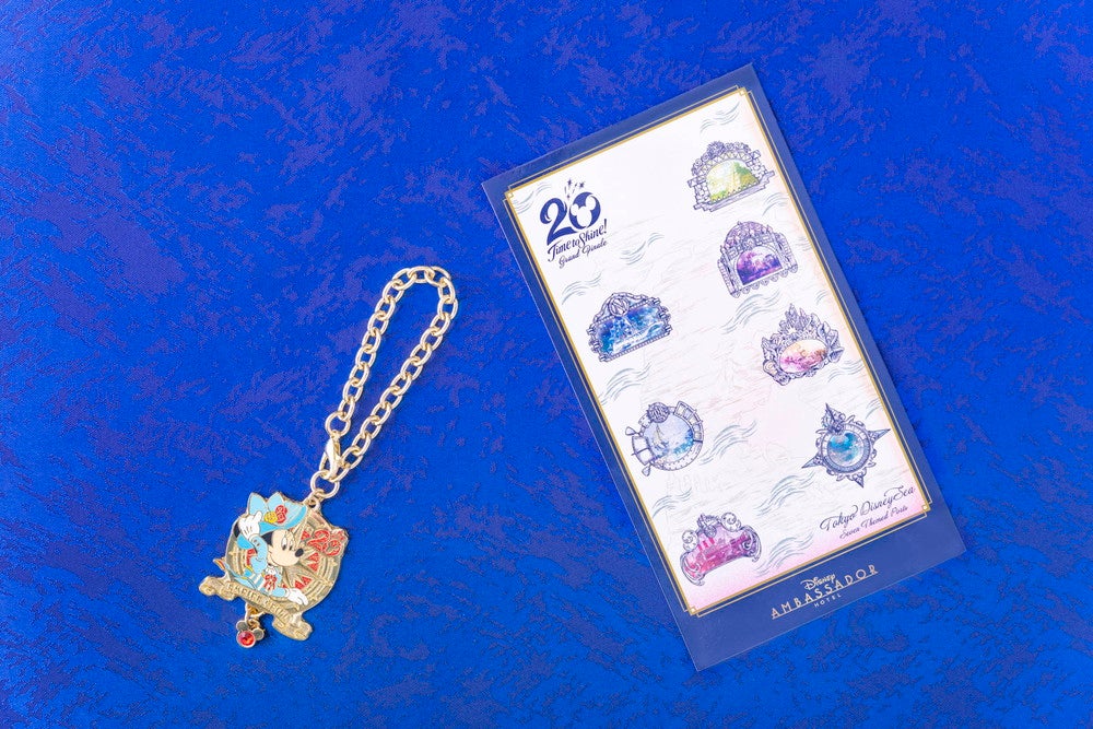 エンパイア・グリル（カリフォルニア料理）エンパイア・グリル・ディナーオリジナルチャーム（イメージ）（C）Disney