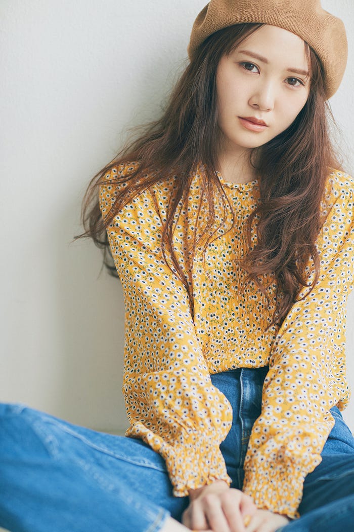加藤史帆/「CanCam」6月号(画像提供:小学館)