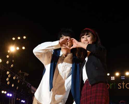 「non‐no」鈴木友菜、メンズモデルと2人でラブラブ“ハートマーク”