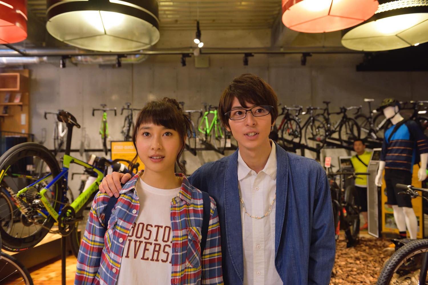 土屋太鳳、高杉真宙（C）2017「トリガール！」製作委員会