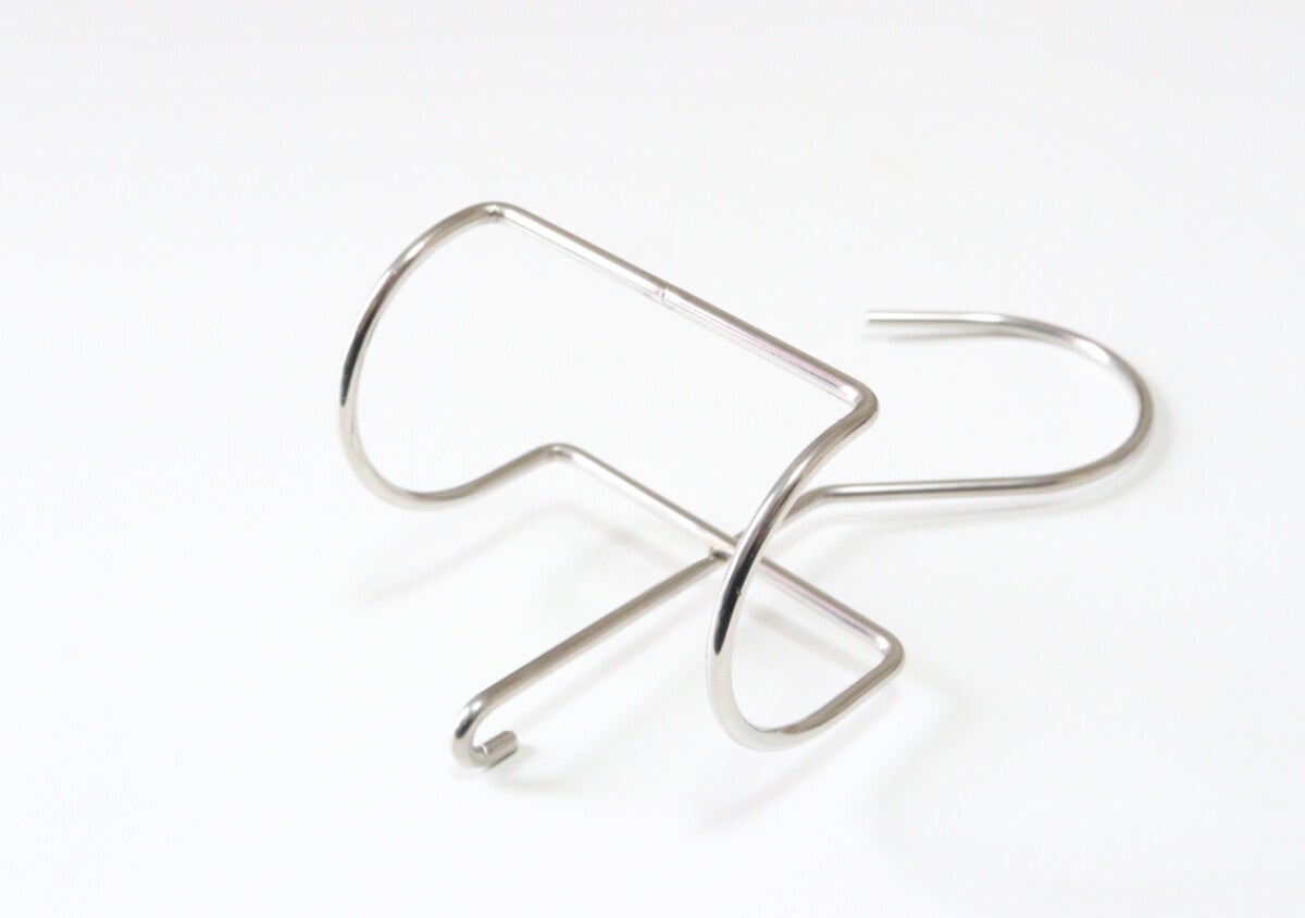 2つ買ってこなかったのを後悔…クローゼット収納に悩んでる人に推したい！100均の優秀フック