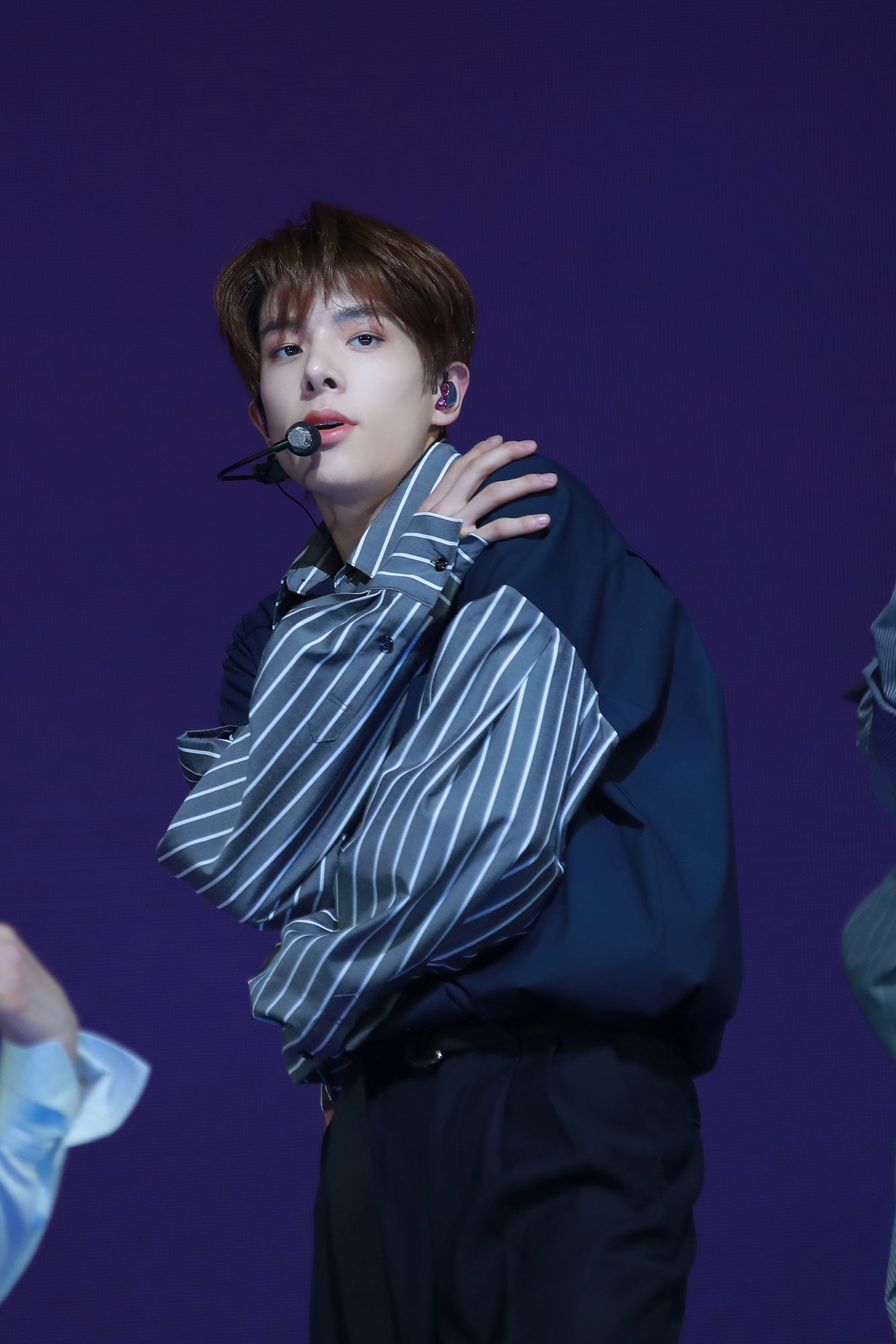 JAKE（C）BELIFT LAB