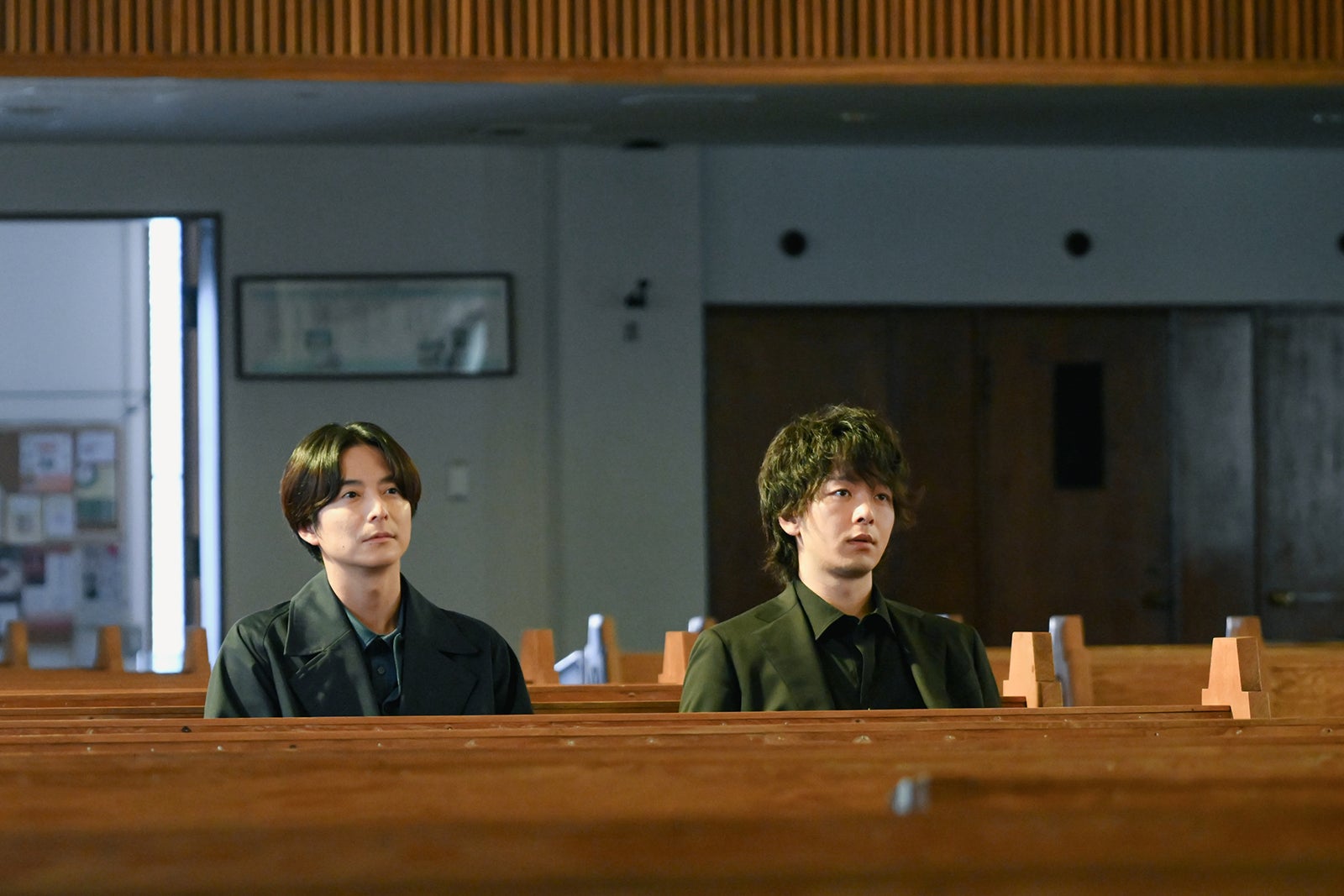 小池徹平、中村倫也「DOPE 麻薬取締部特捜課」第3話（C）TBS