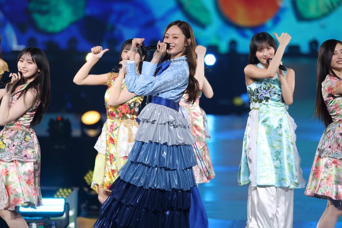 乃木坂46(C)乃木坂46LLC