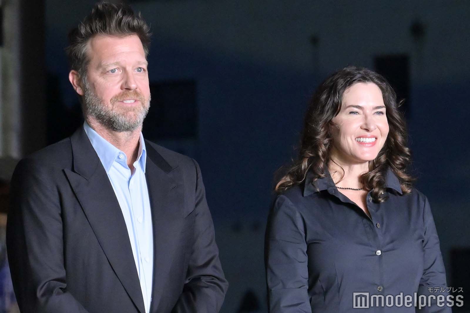 デヴィッド・リーチ監督、ケリー・マコーミック氏（C）モデルプレス