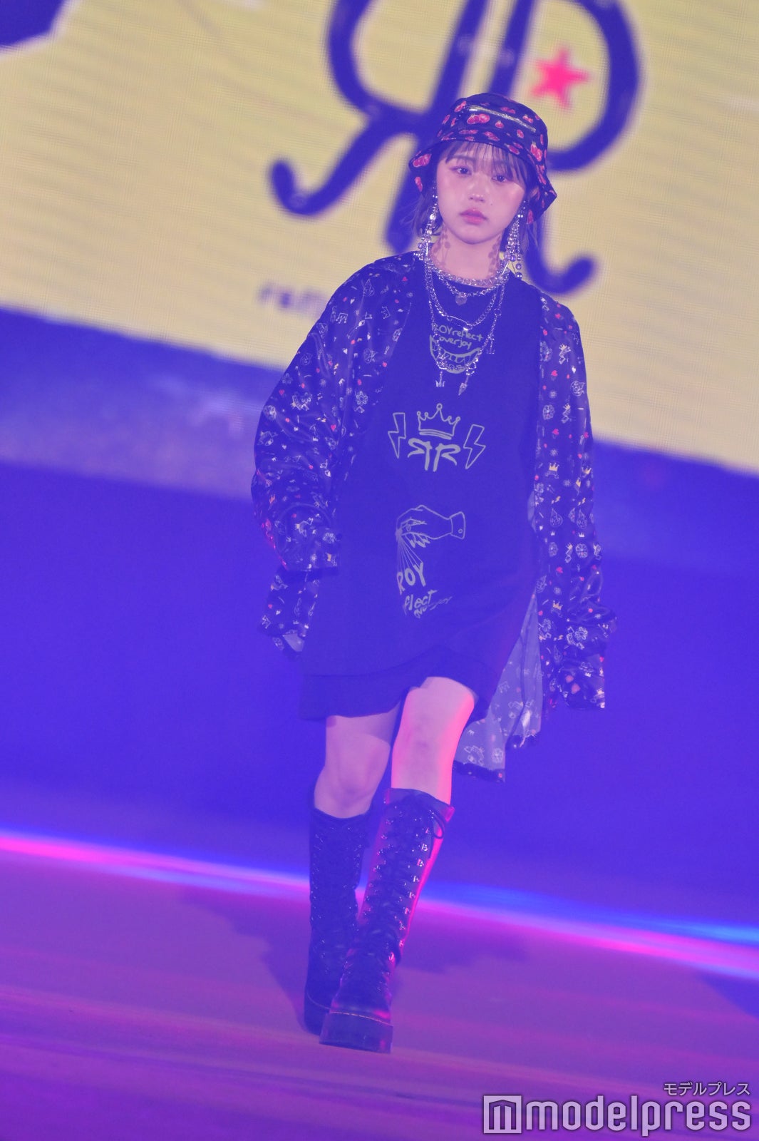 （C）モデルプレス